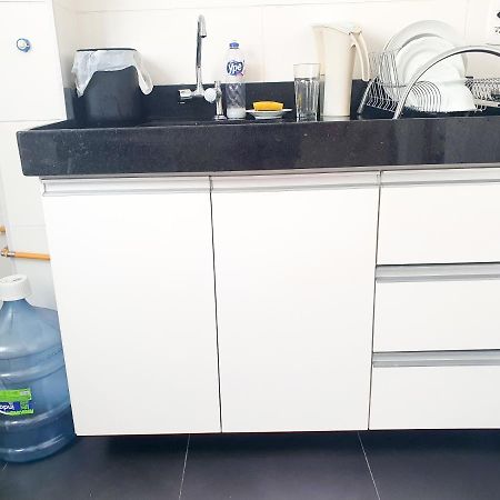 Apartamento Perto Da Praia E Do Aeroporto Apartment Lauro de Freitas Bagian luar foto