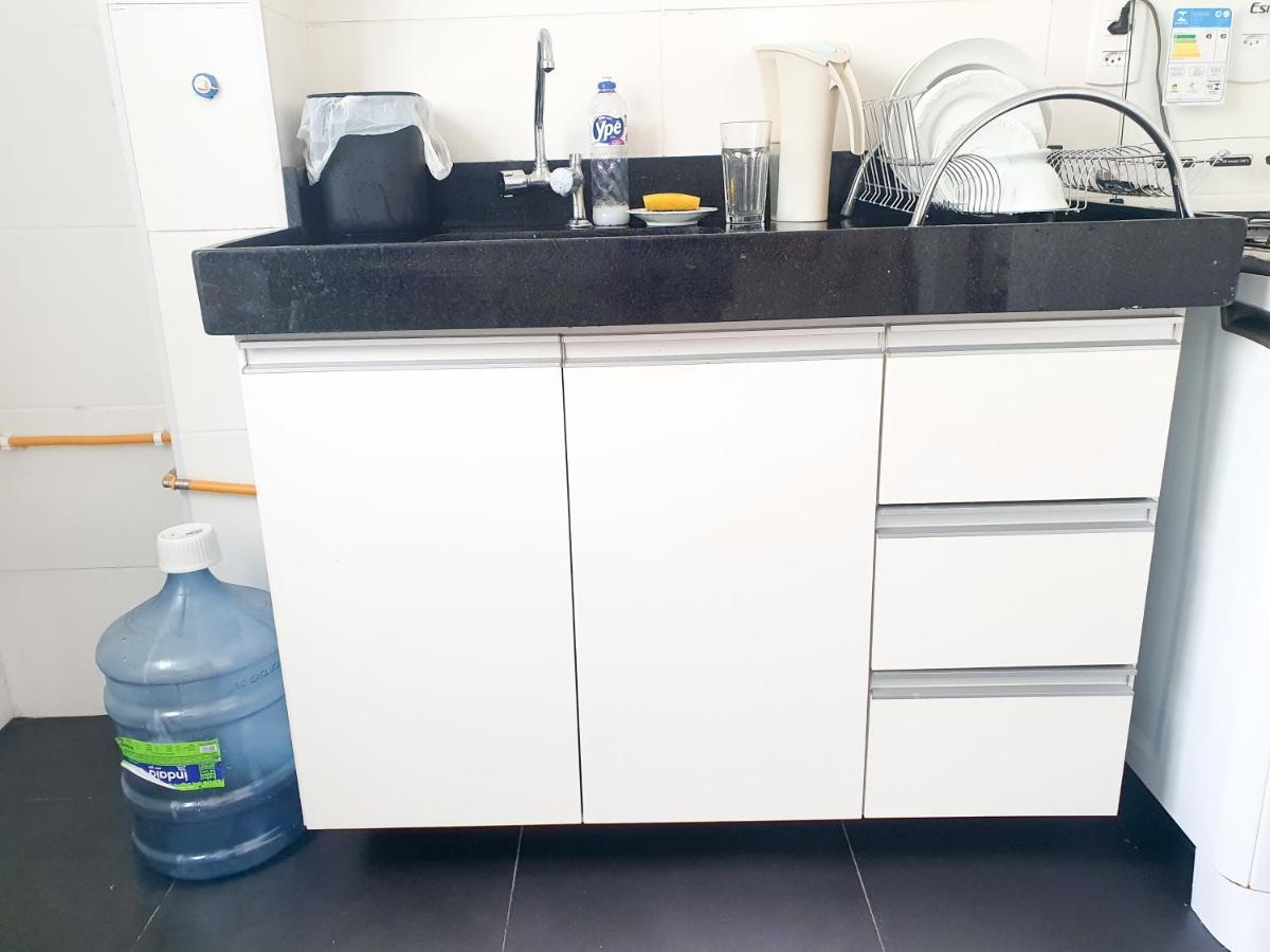 Apartamento Perto Da Praia E Do Aeroporto Apartment Lauro de Freitas Bagian luar foto